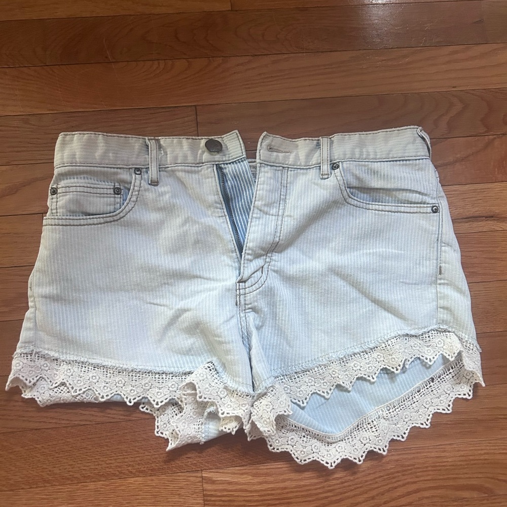 Women's Lace Trim Denim Shorts